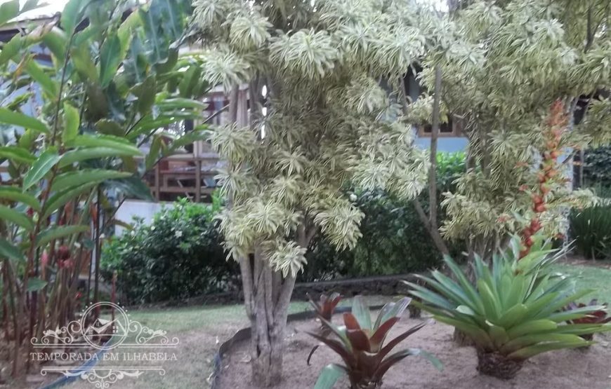 Linda casa com vista para o mar e suíte de núpcias