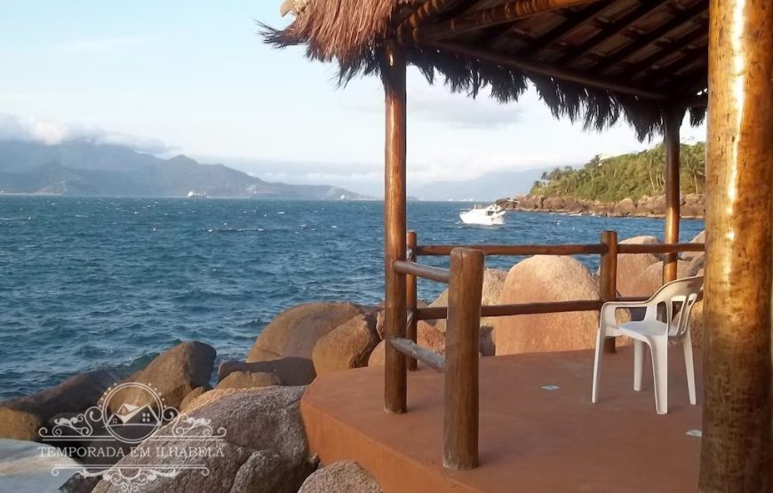 Linda casa com vista para o mar e suíte de núpcias