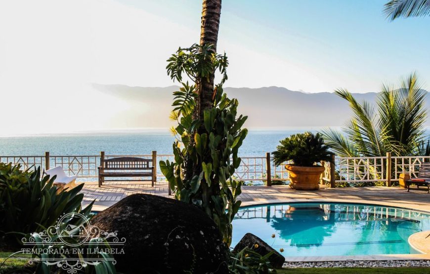 Casa charmosa de luxo frente ao mar em Ilhabela