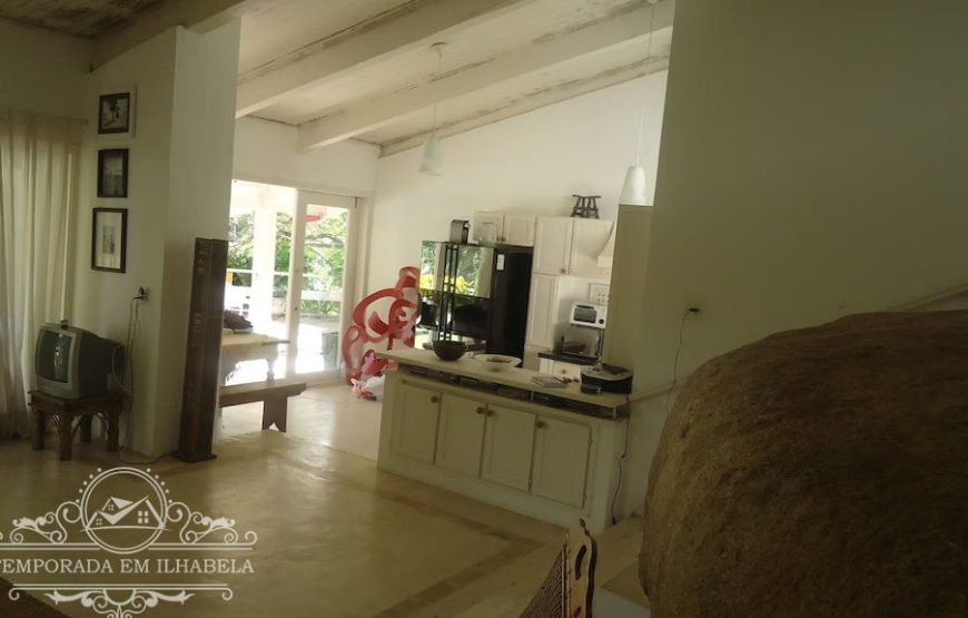 LINDA CASA EM ILHABELA – PRAIA DO JULIÃO