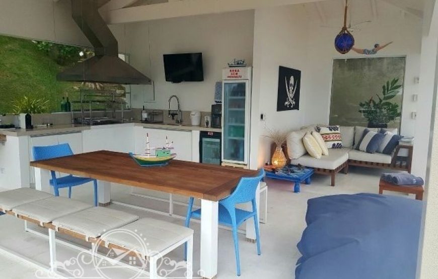 Casa luxuosa,com linda vista para o mar, piscina e sauna  sul, Ilhabela